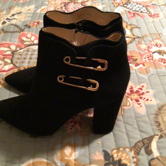 Katy Perry Eliza booties Black Suede Size 11 M - Picture 1 of 7